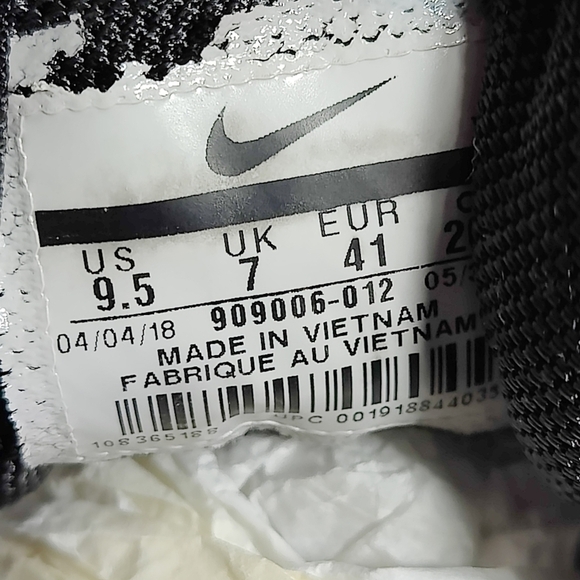 Nike Run Swift Running Gray Sneaker Athletic Lace Up Shoes Women's Size 9.5 - Picture 10 of 10